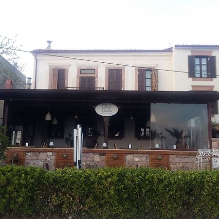 Aliye Hanim Ayvalik Exterior photo